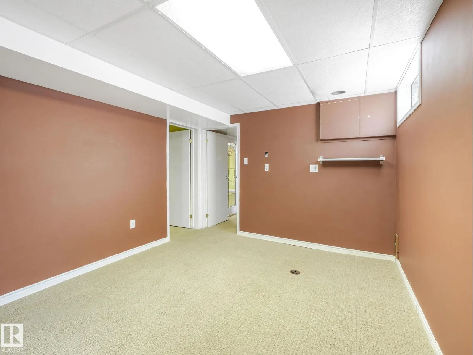 7415 84 AV NW