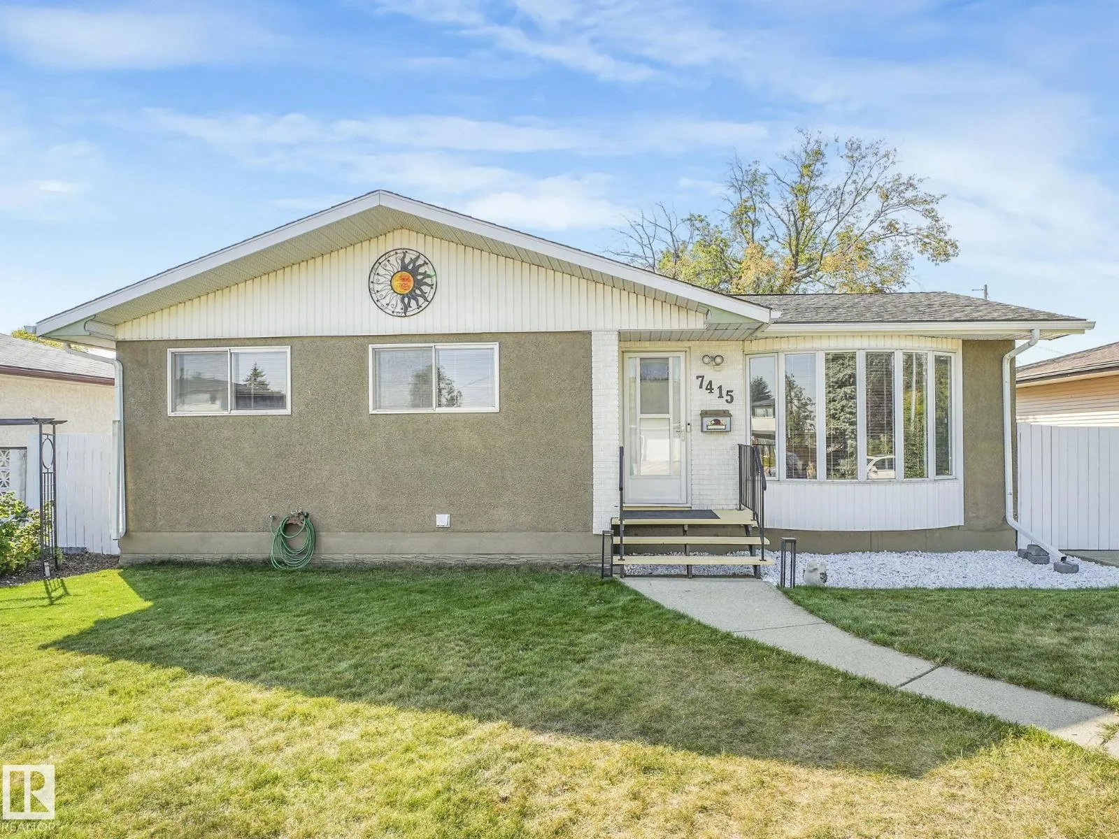 7415 84 AV NW