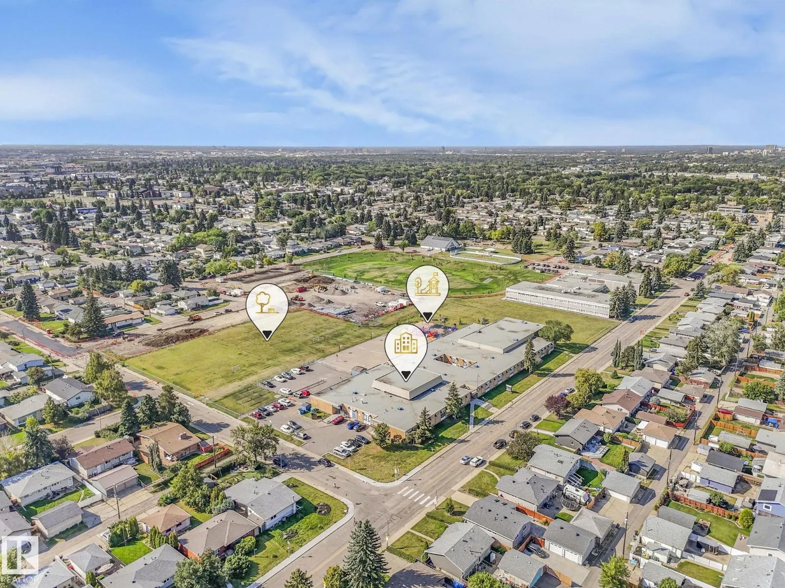 7415 84 AV NW
