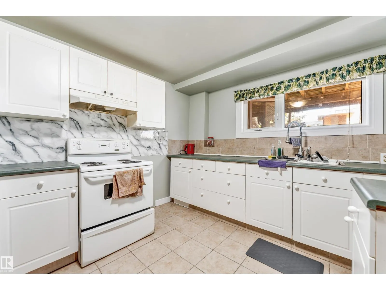 3923 67 ST NW