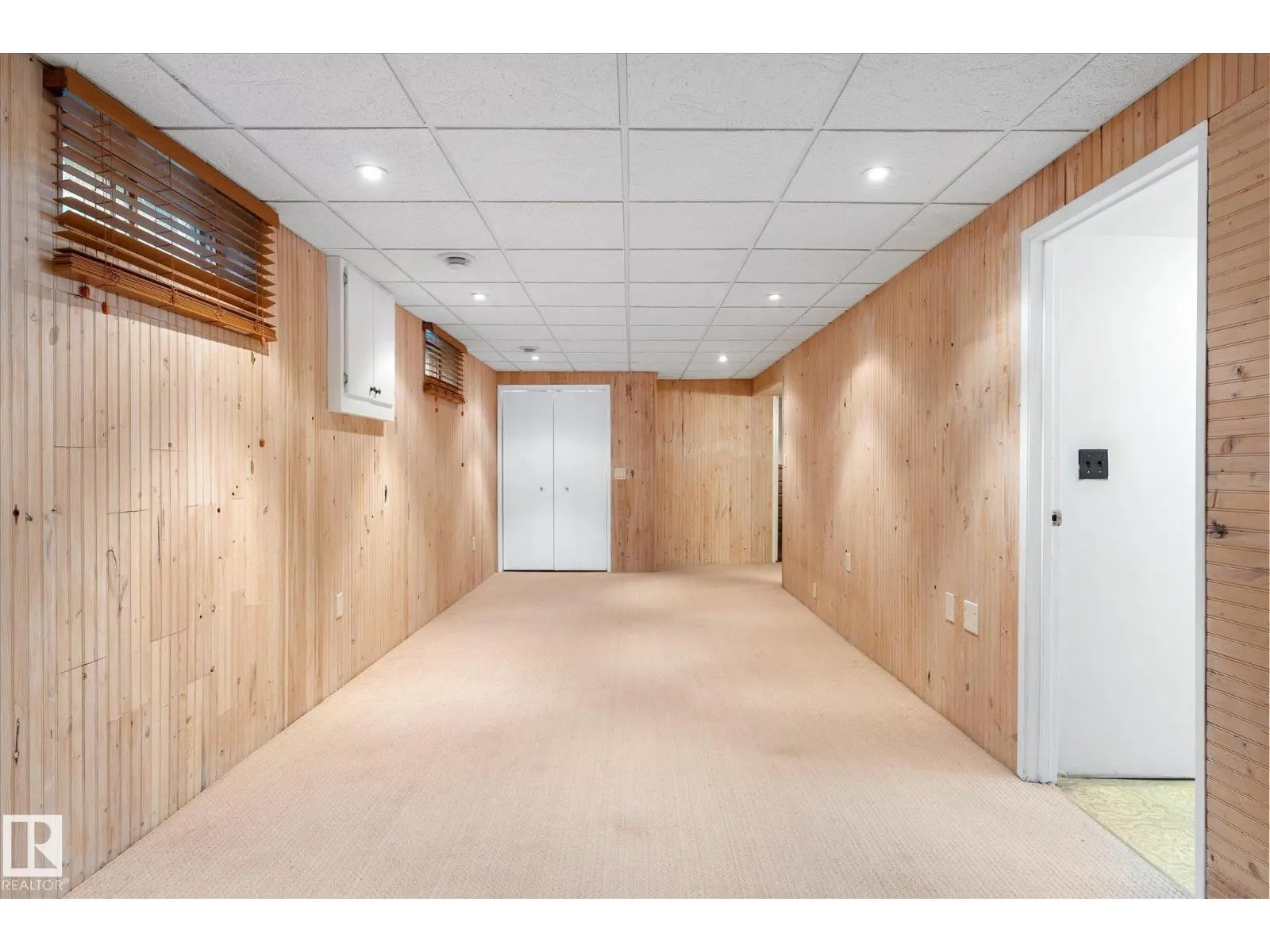 31 LORRAINE CR