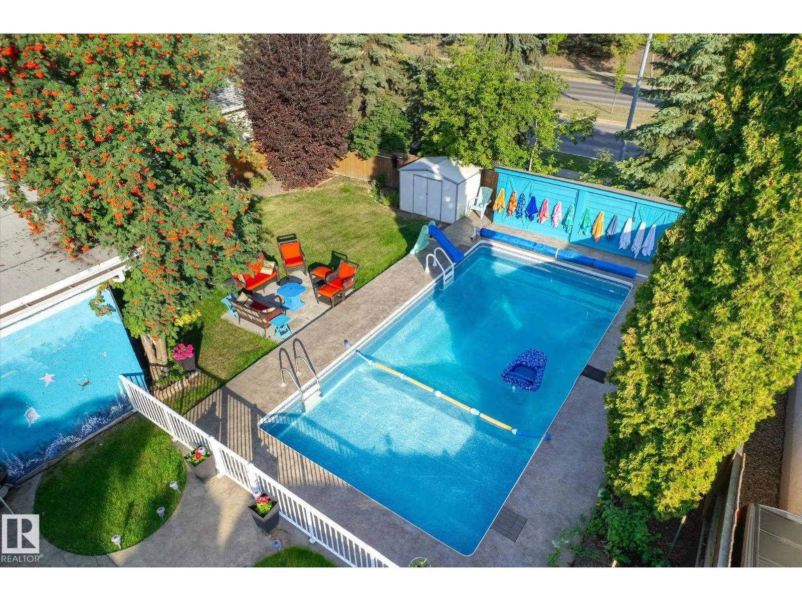 31 LORRAINE CR
