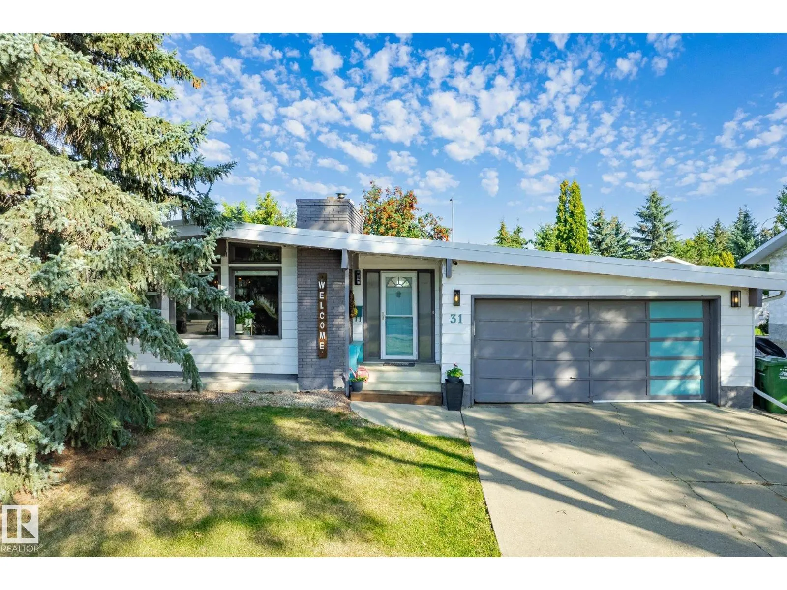 31 LORRAINE CR