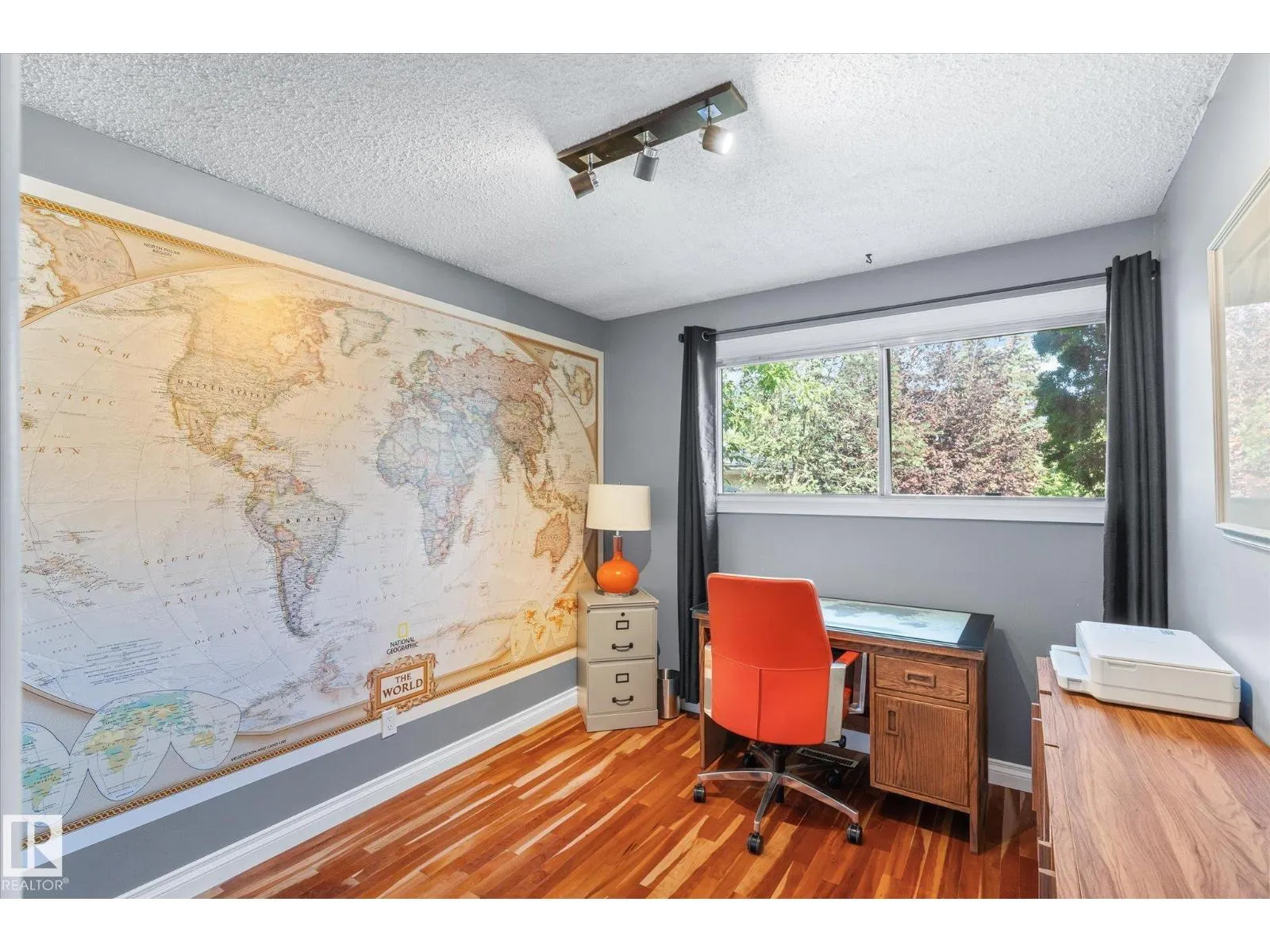 31 LORRAINE CR