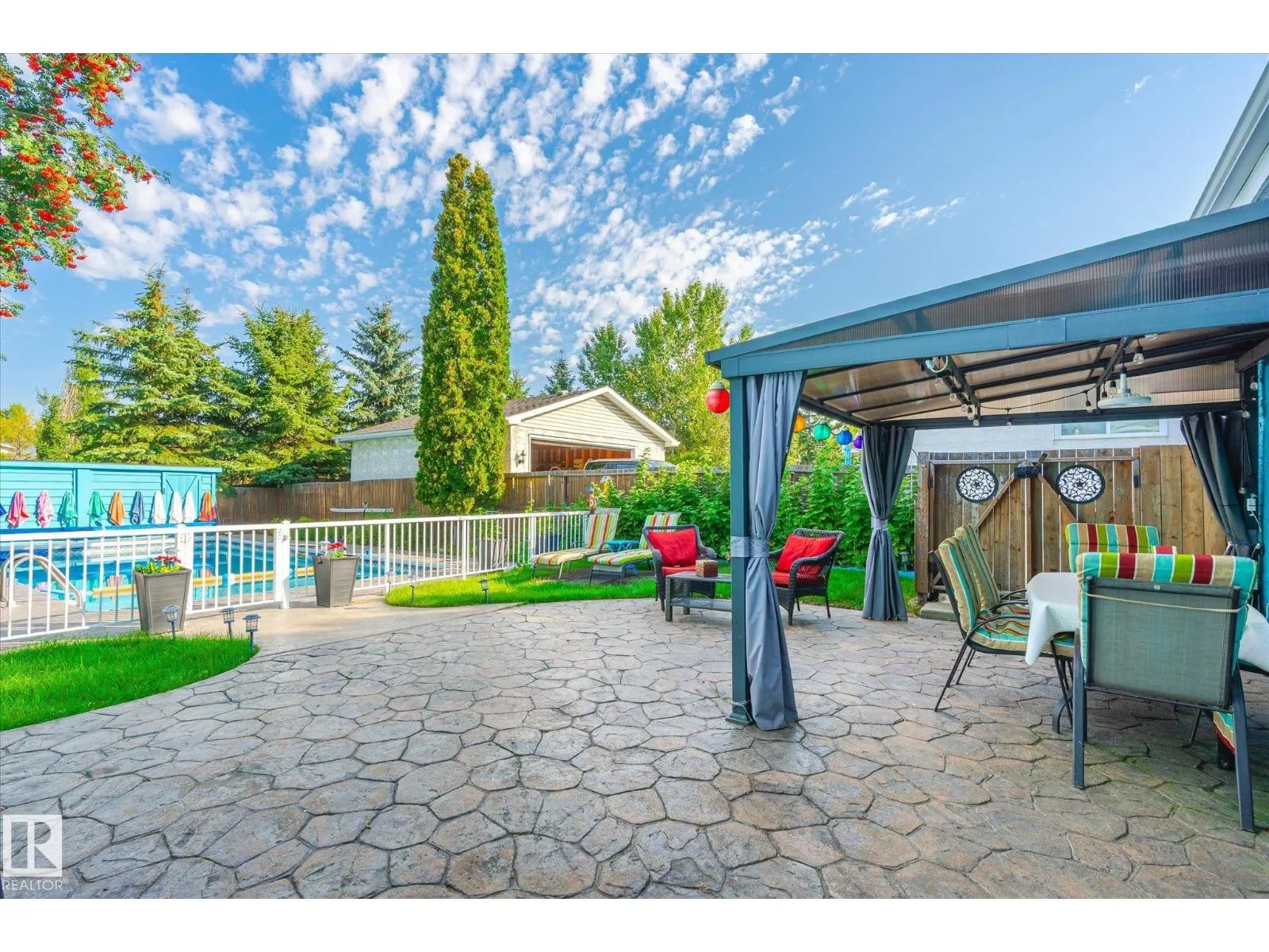 31 LORRAINE CR