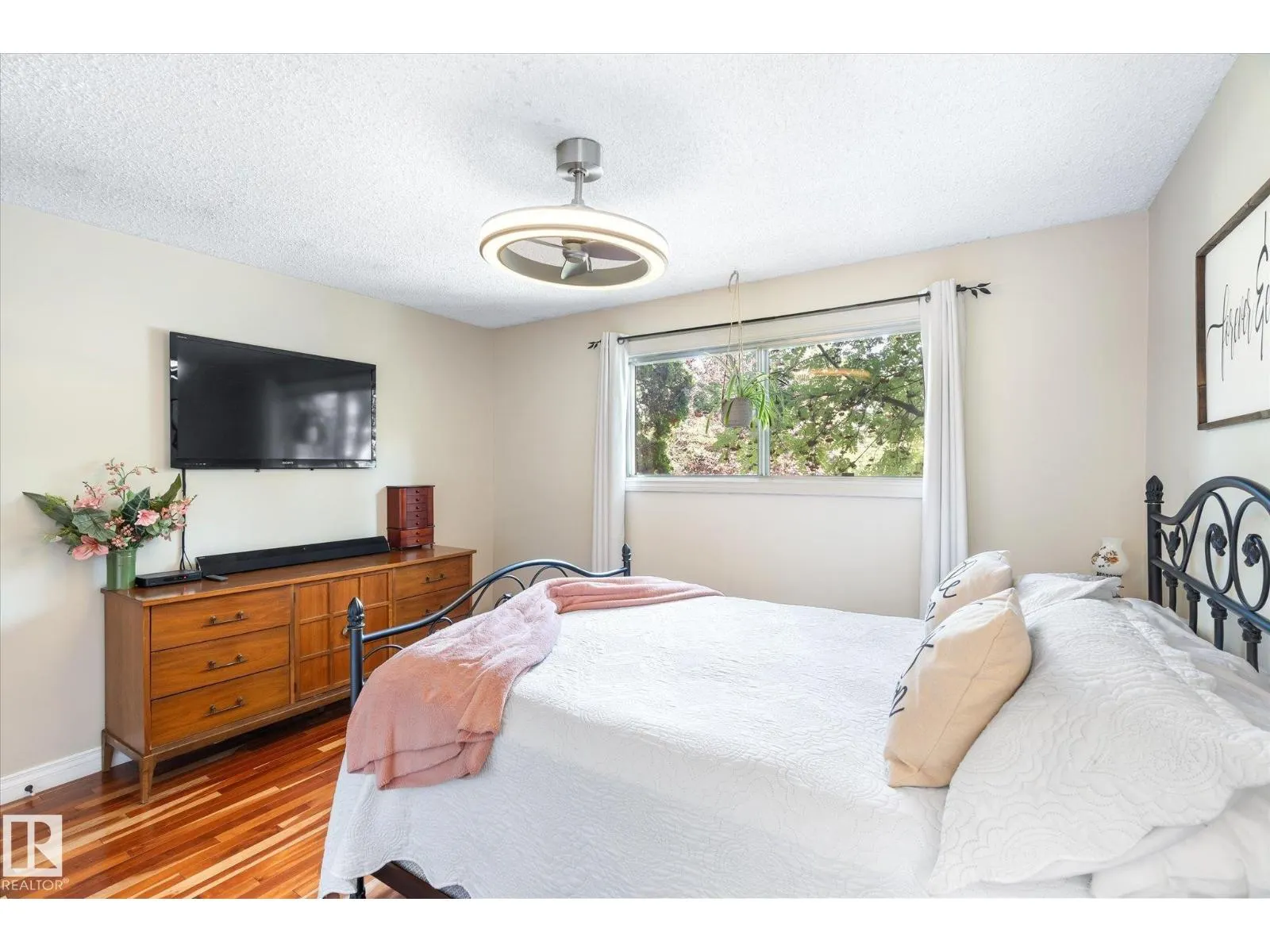 31 LORRAINE CR