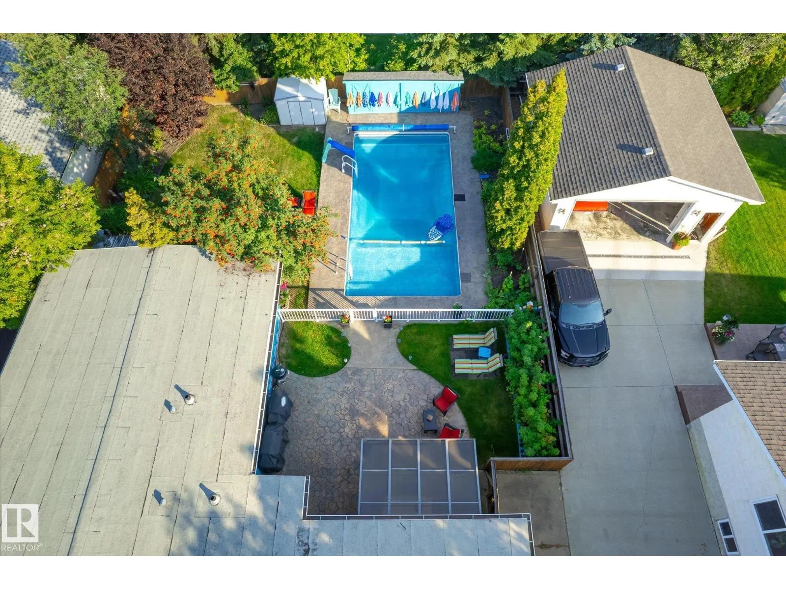 31 LORRAINE CR