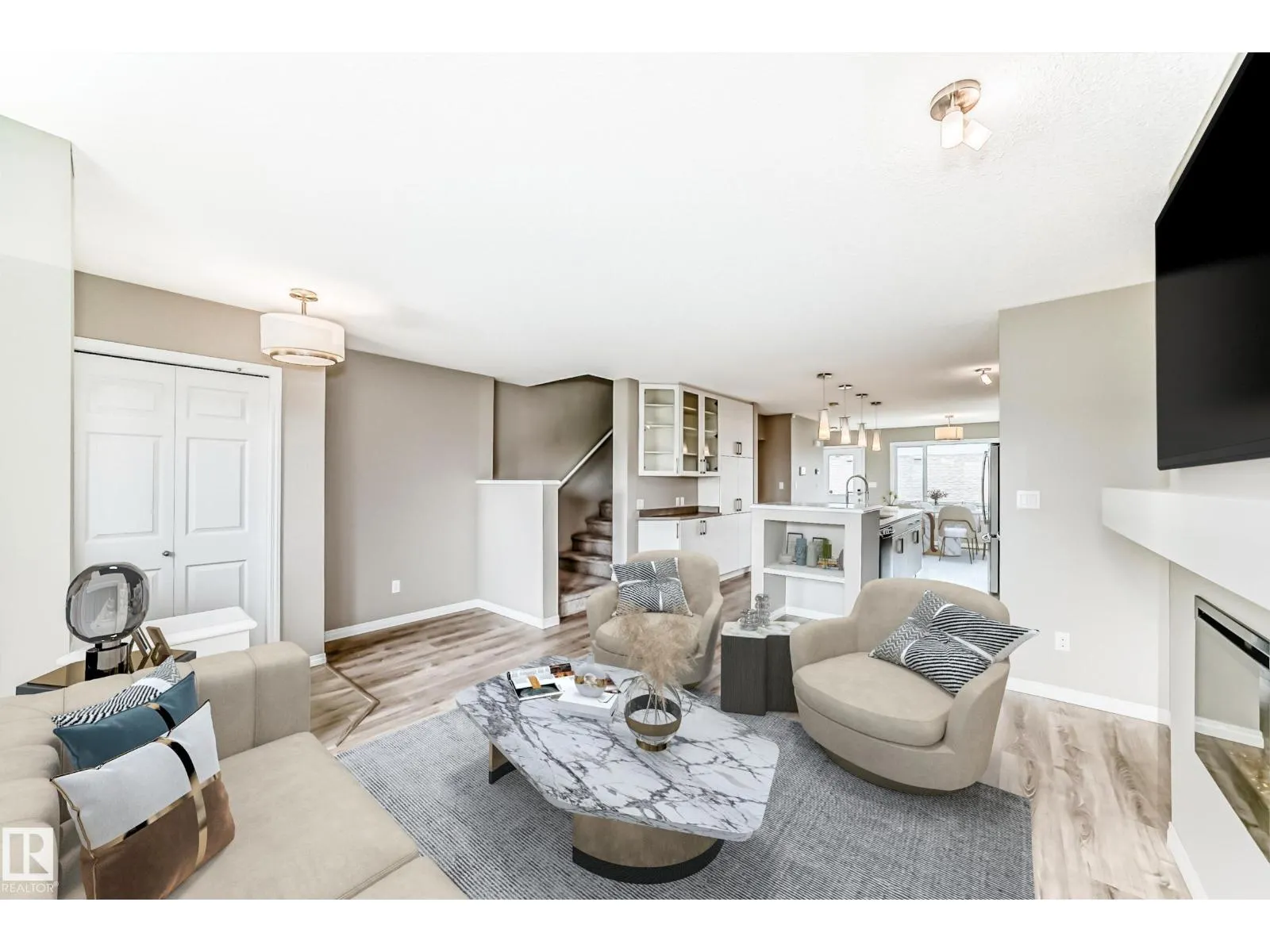 2271 PRICE LN SW