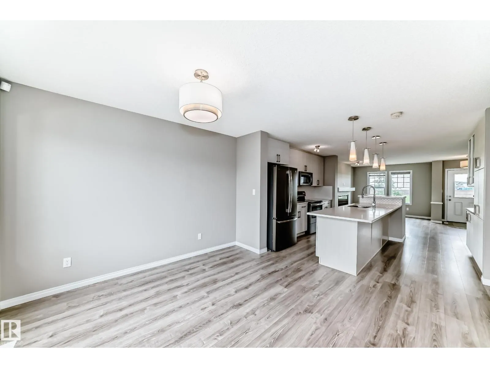 2271 PRICE LN SW