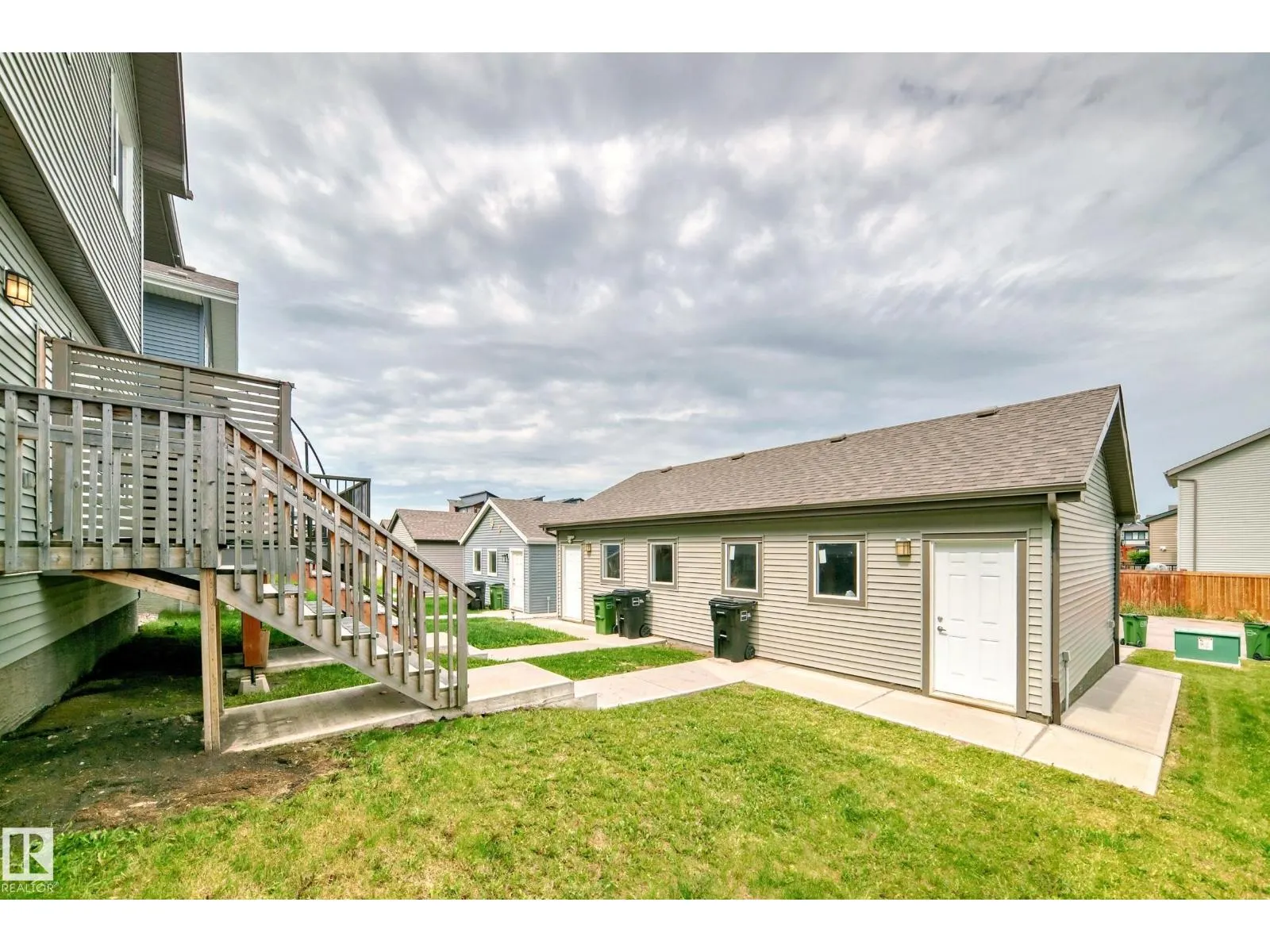 2271 PRICE LN SW