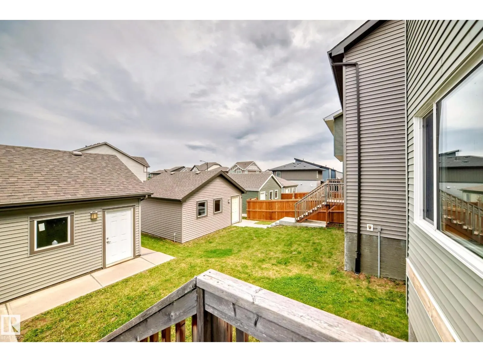 2271 PRICE LN SW
