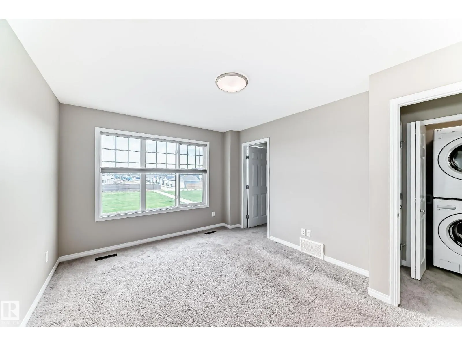 2271 PRICE LN SW