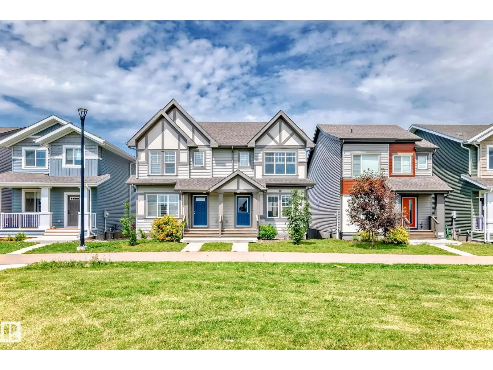2271 PRICE LN SW