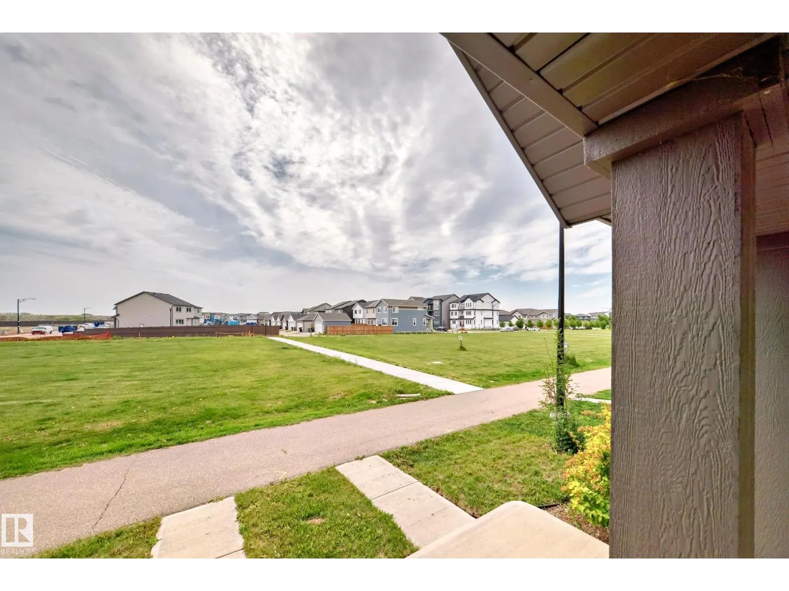 2271 PRICE LN SW