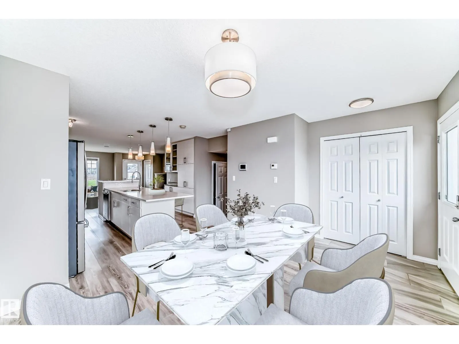 2271 PRICE LN SW