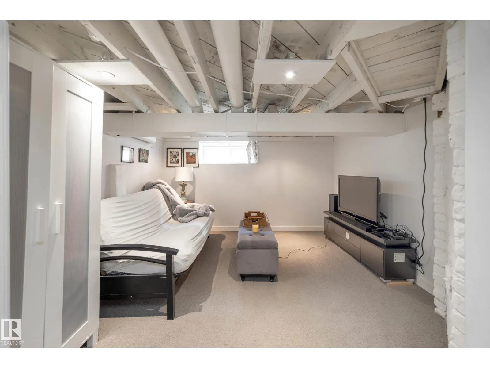 11118 125 ST NW NW