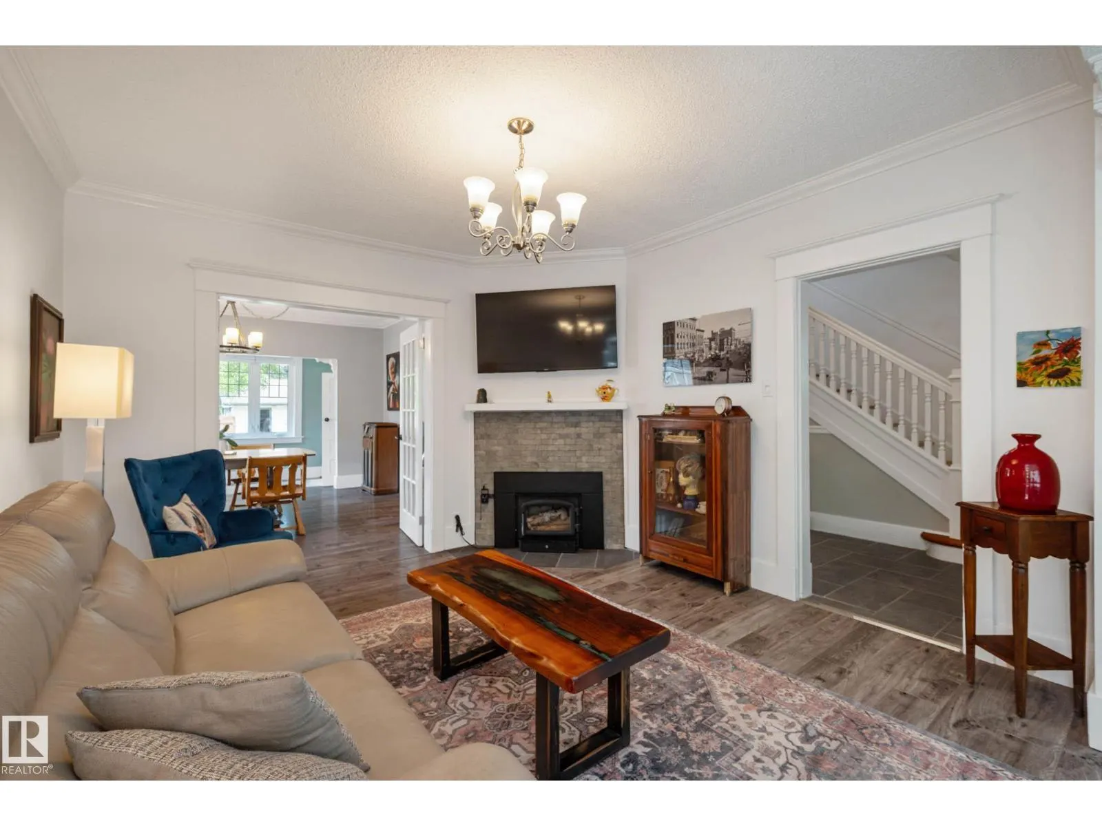 11118 125 ST NW NW