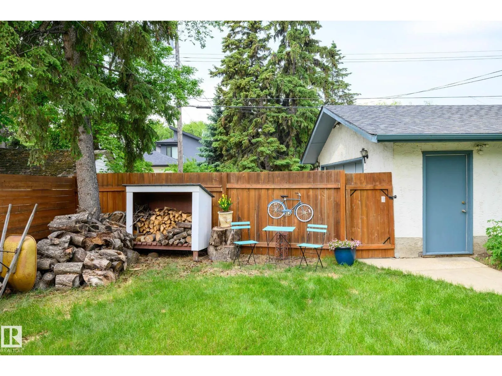 11118 125 ST NW NW