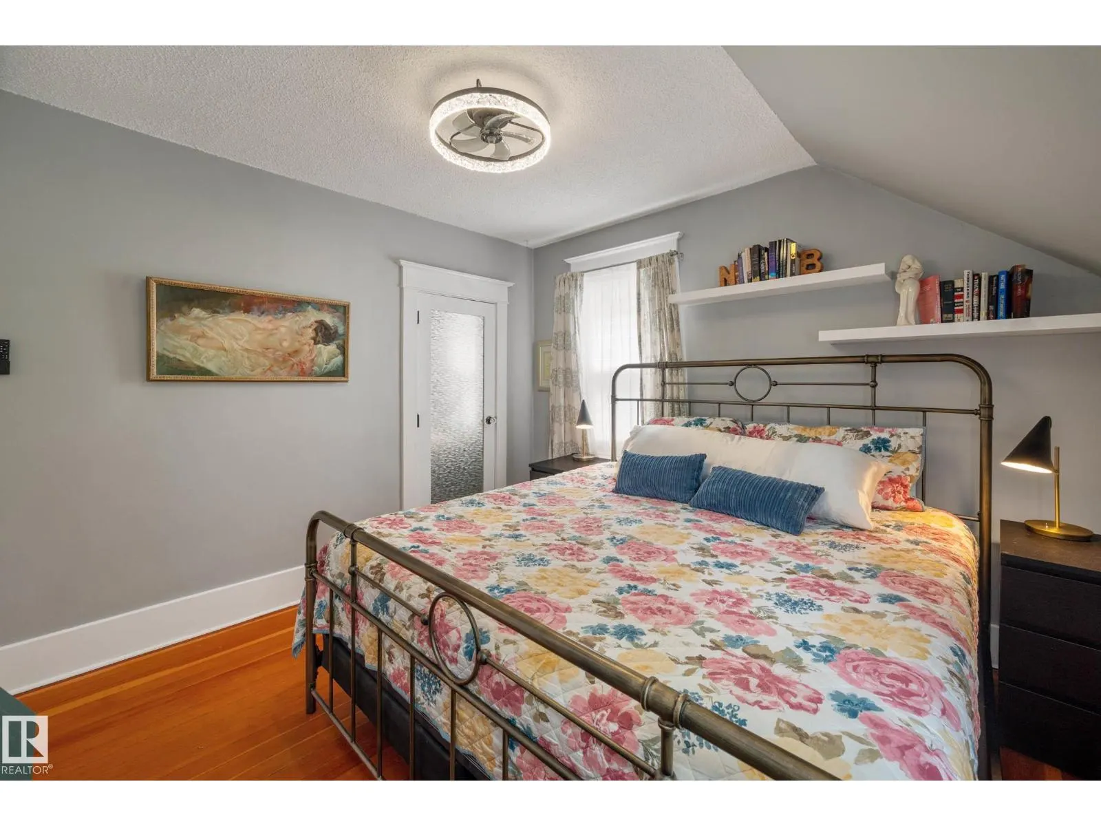 11118 125 ST NW NW