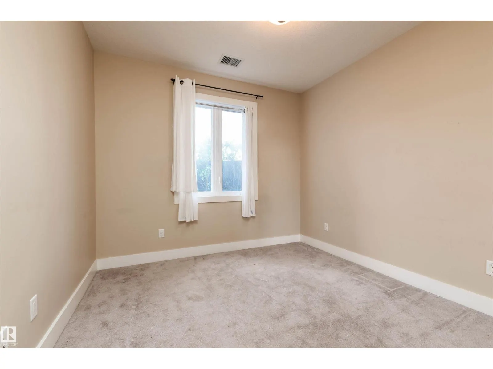 #140 6079 MAYNARD WY NW