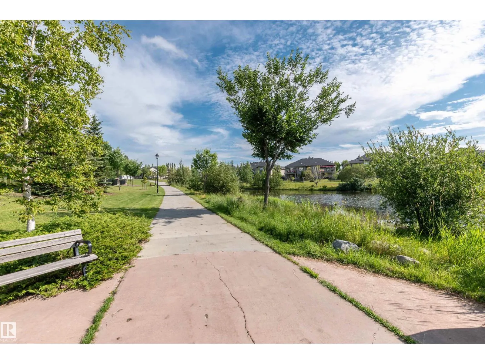 #140 6079 MAYNARD WY NW