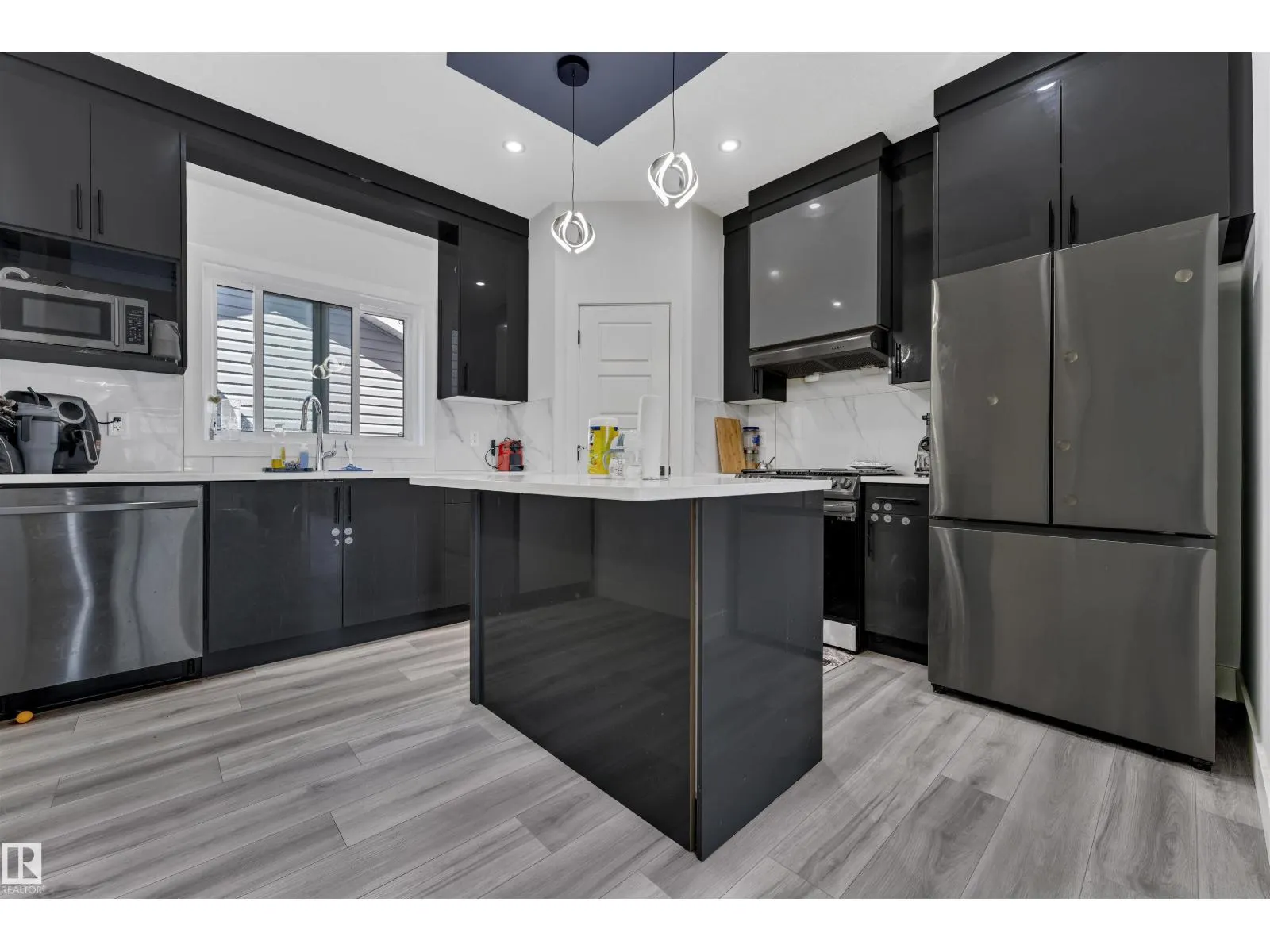 4409 37 ST