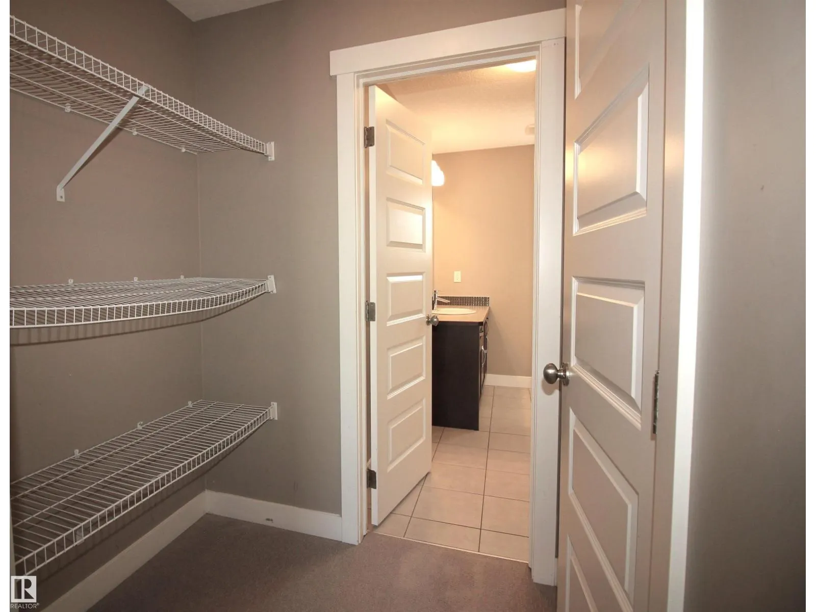 #281 401 SOUTHFORK DR