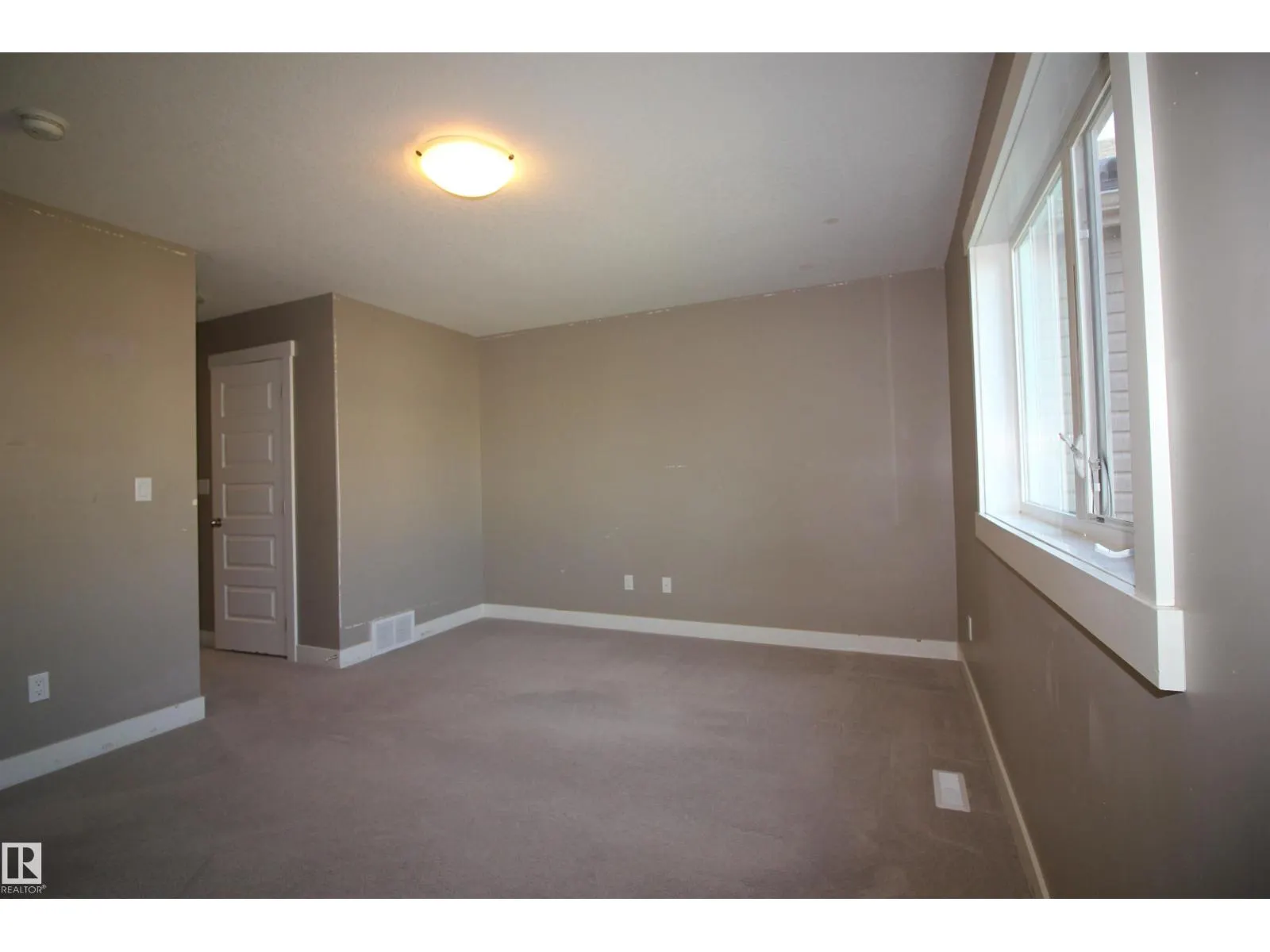 #281 401 SOUTHFORK DR