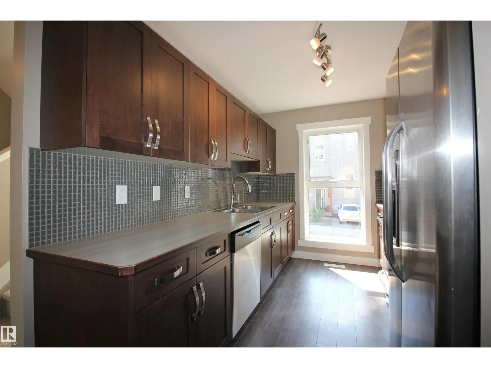 #281 401 SOUTHFORK DR