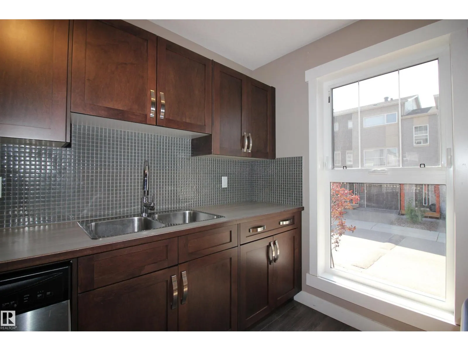 #281 401 SOUTHFORK DR