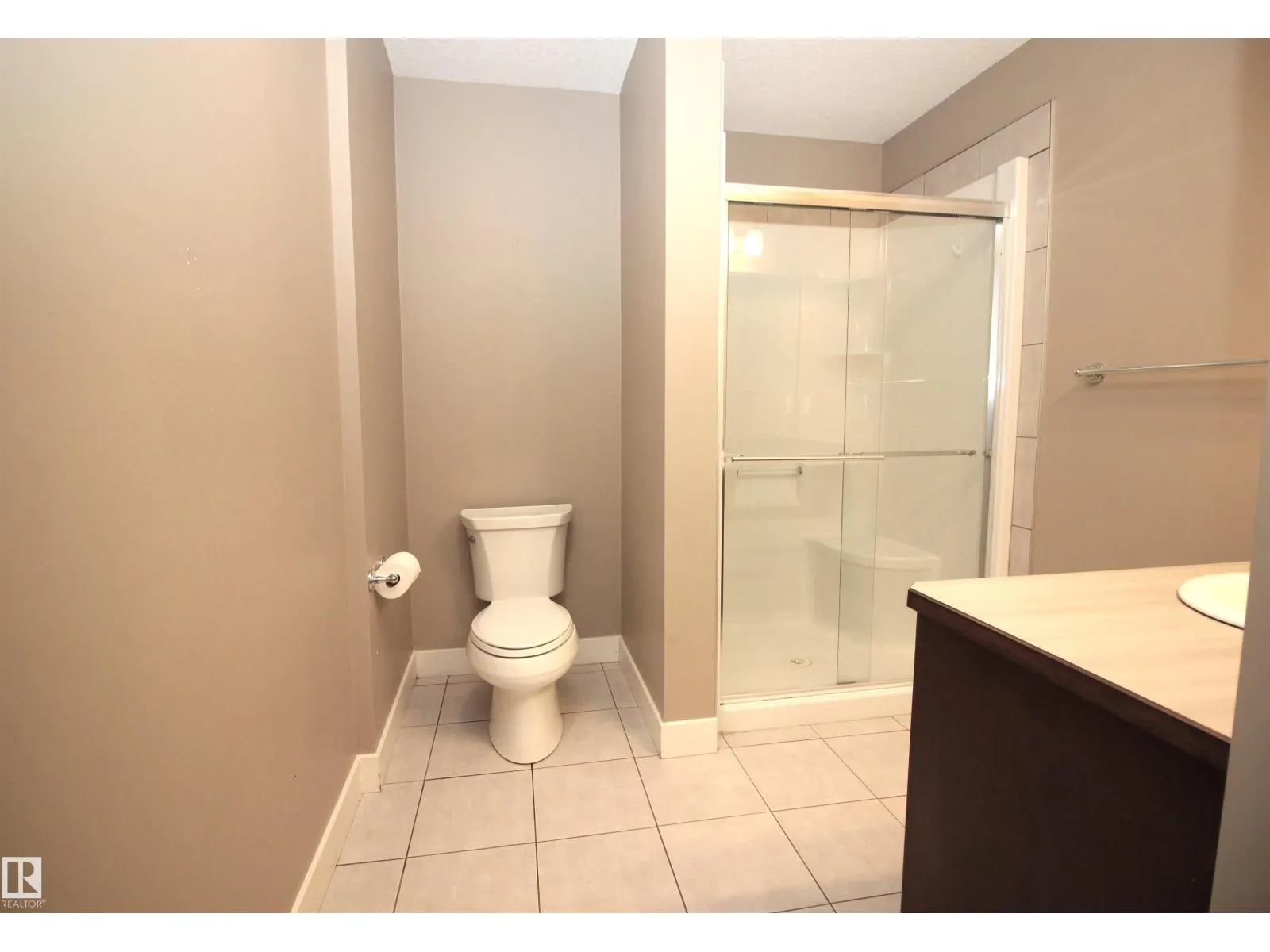 #281 401 SOUTHFORK DR