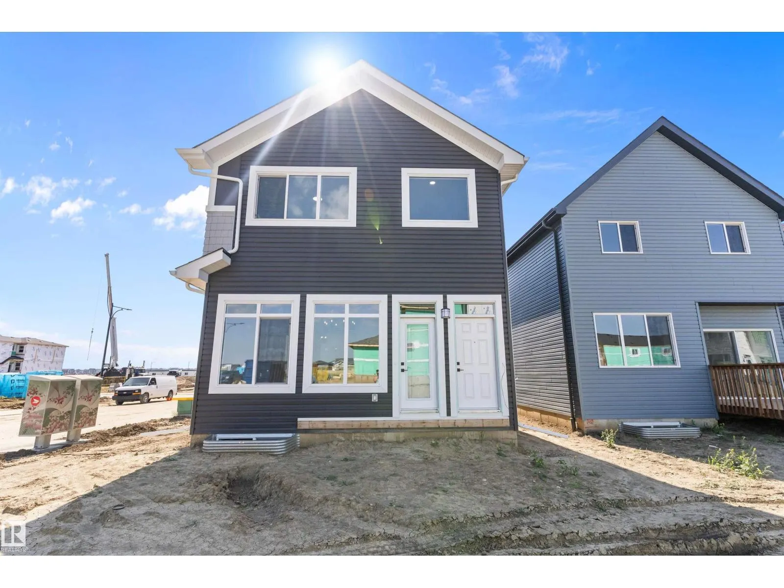 1113 Cristall Crescent SW
