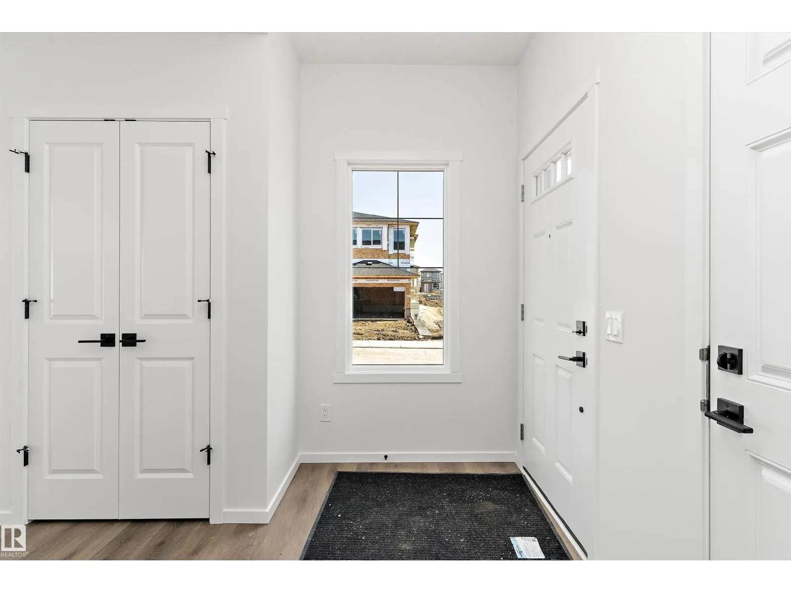 1113 Cristall Crescent SW