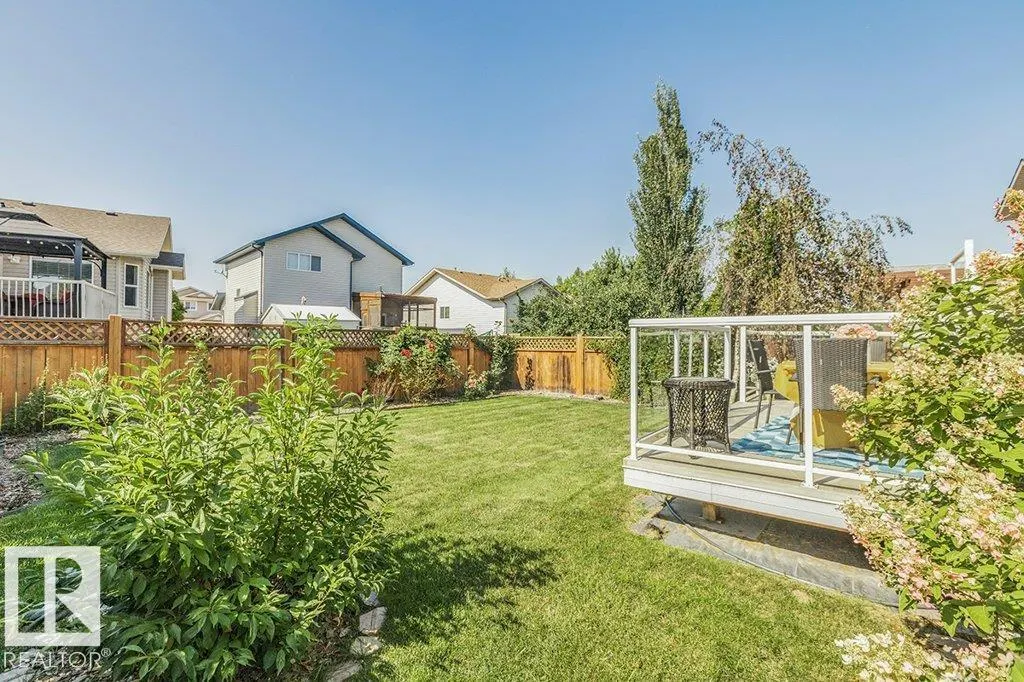 19 HILLDOWNS DR