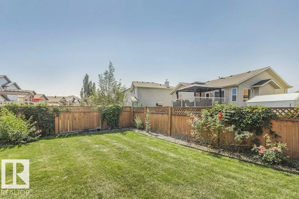 19 HILLDOWNS DR