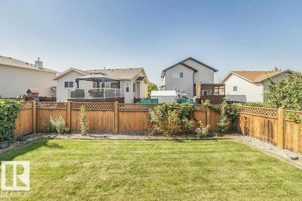 19 HILLDOWNS DR