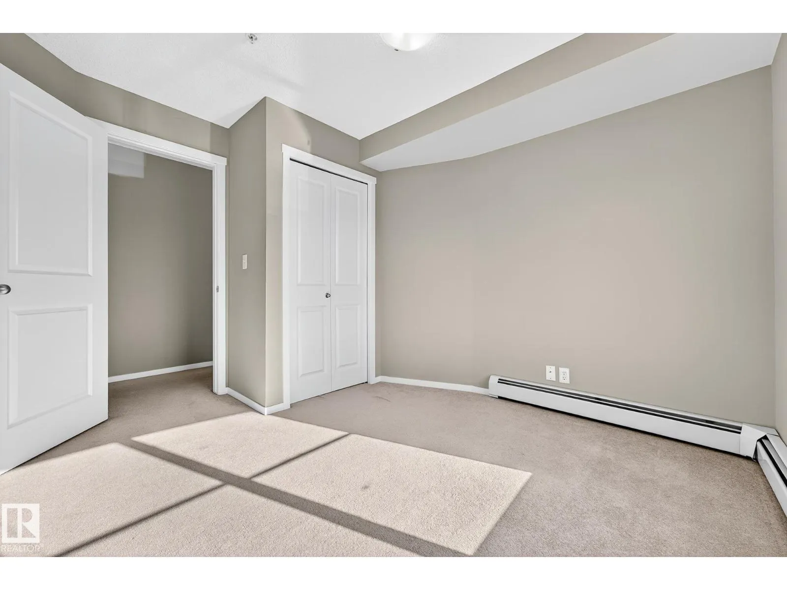 #204 5810 MULLEN PL NW