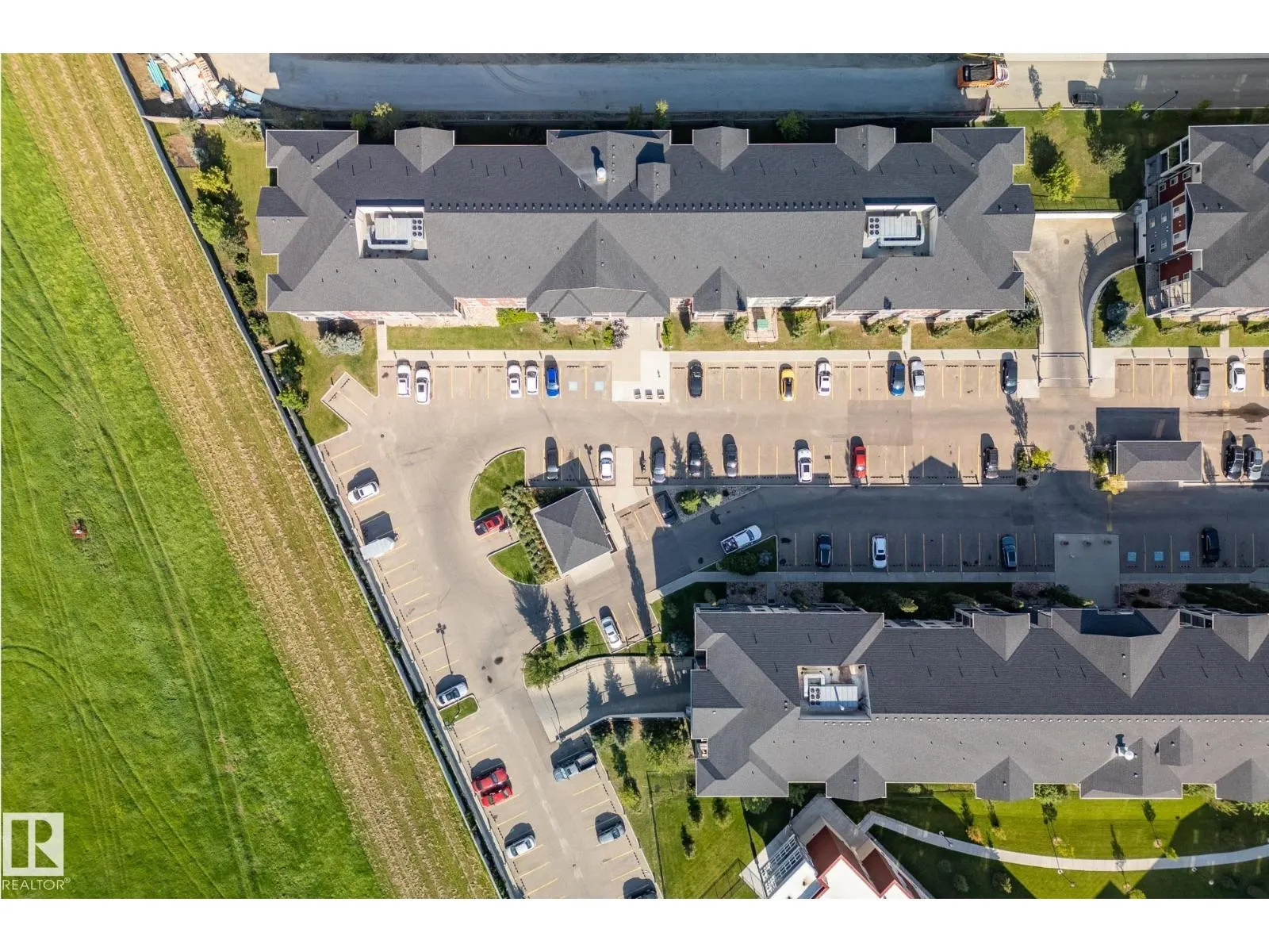 #204 5810 MULLEN PL NW