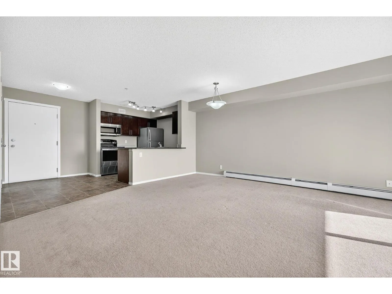 #204 5810 MULLEN PL NW
