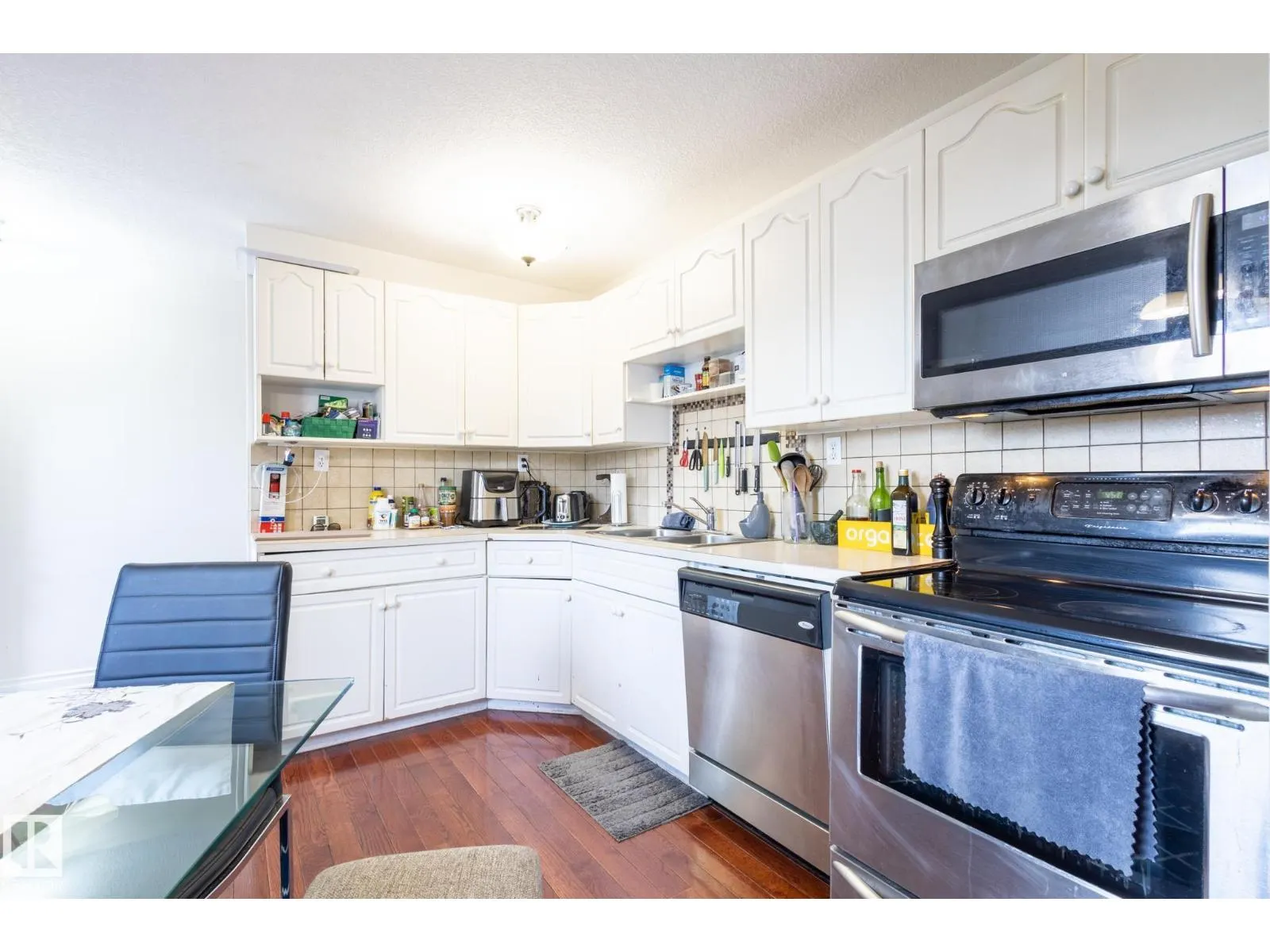 170 MAYFAIR MEWS ME NW