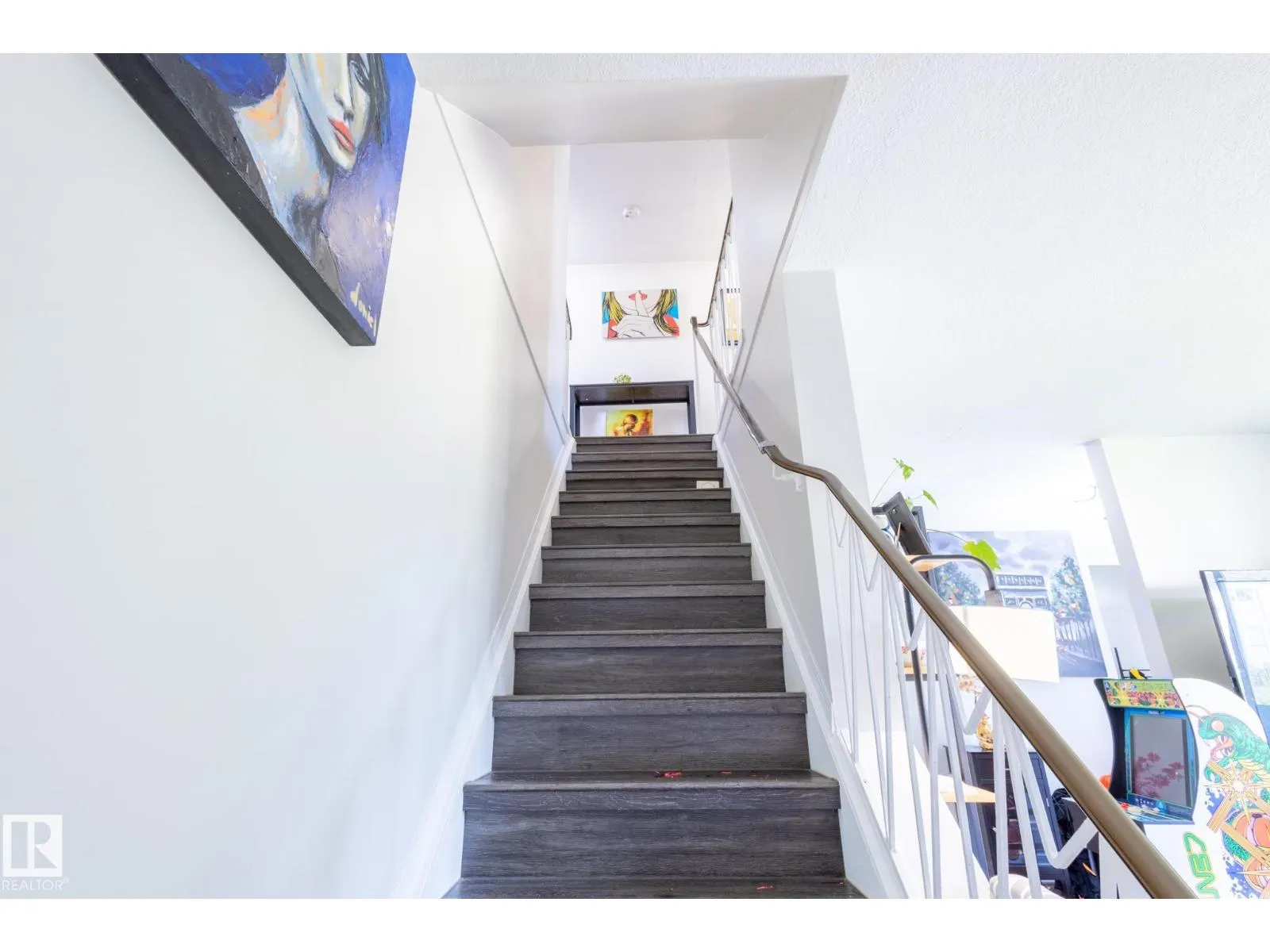 170 MAYFAIR MEWS ME NW