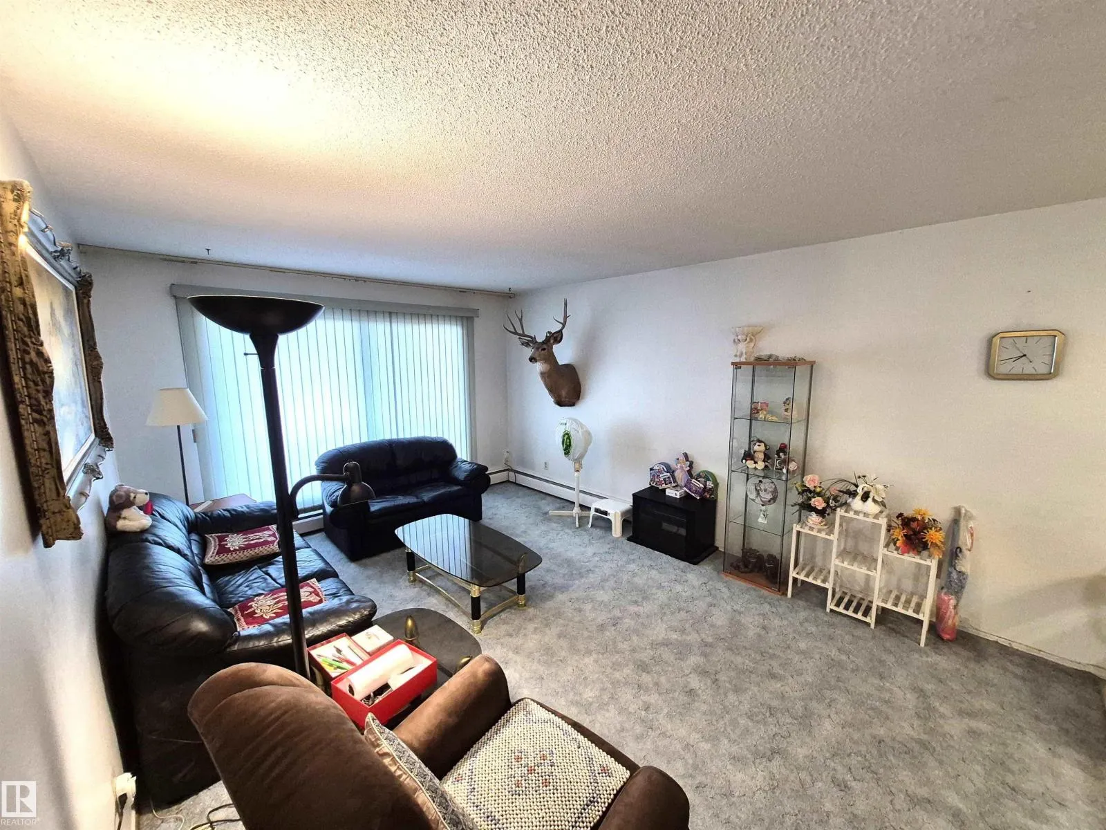 #22C 5715 133 AV NW