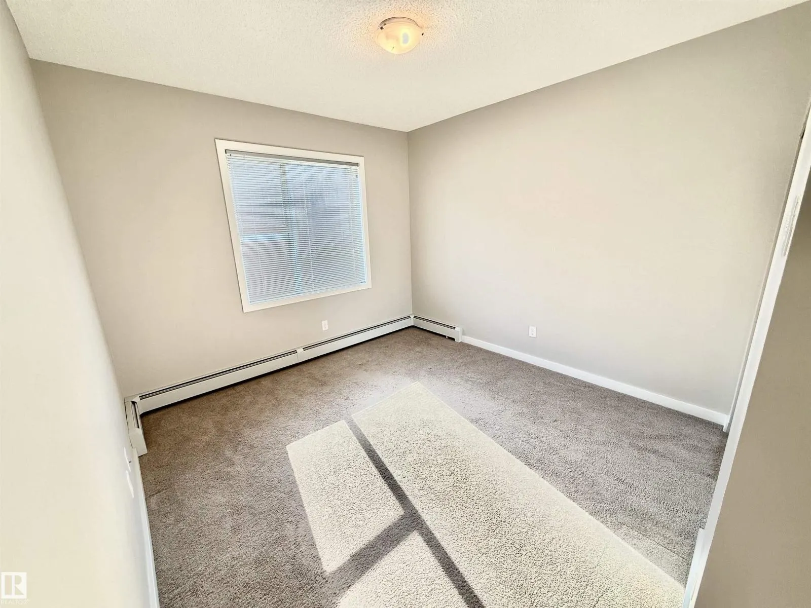 #115 320 AMBLESIDE LINK LI SW