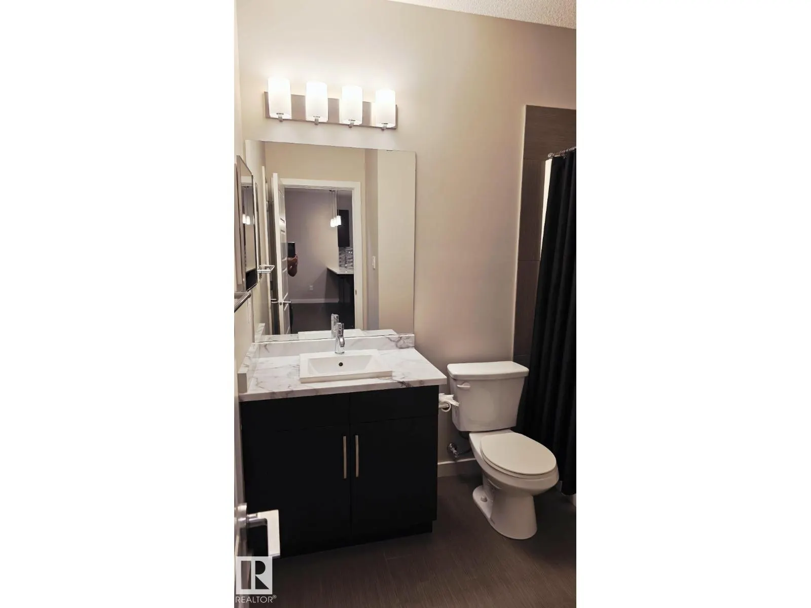 #115 320 AMBLESIDE LINK LI SW
