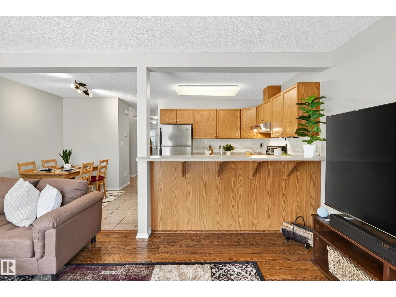 #24 14603 MILLER BV NW