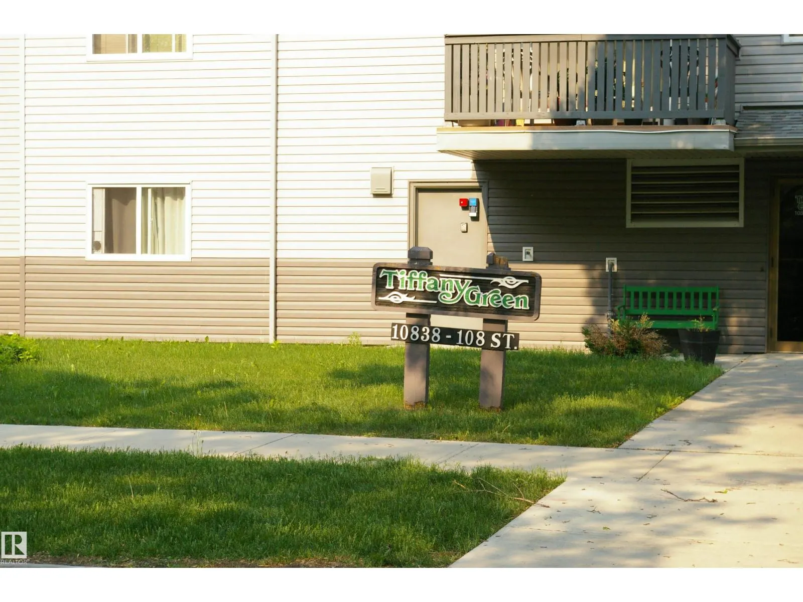 #312 10838 108 ST NW