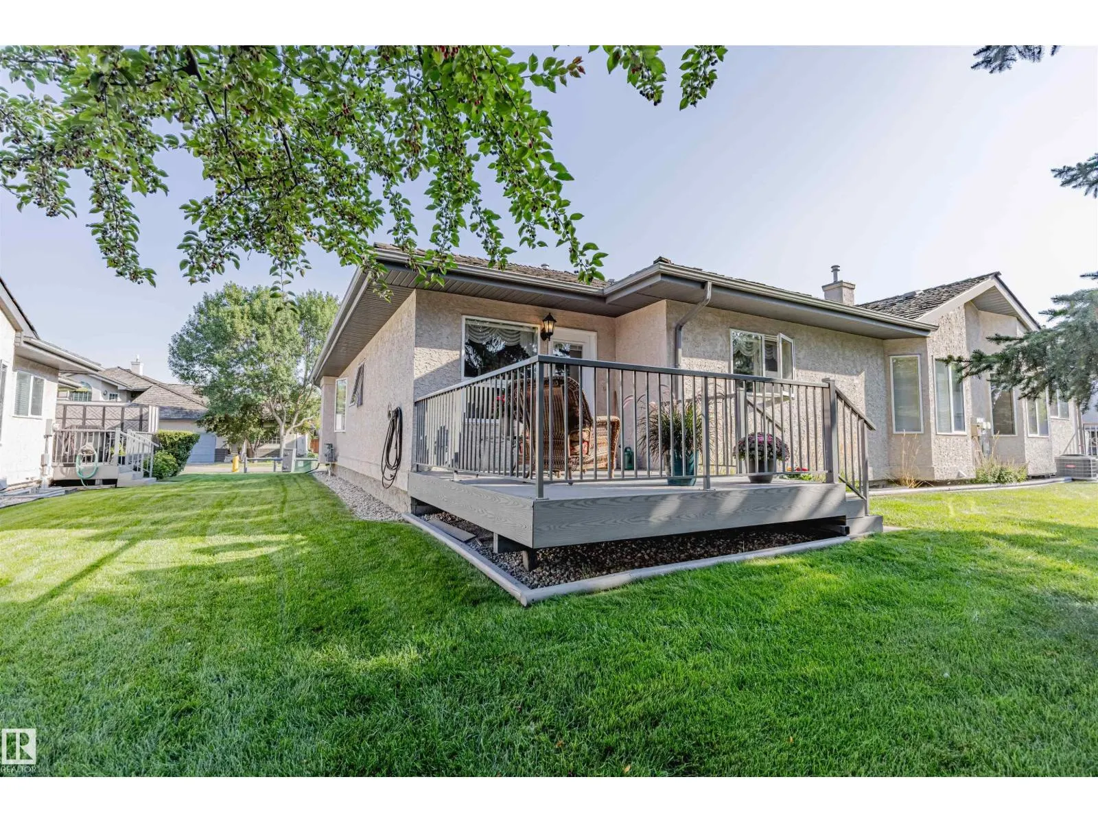 #128 215 BLACKBURN E SW
