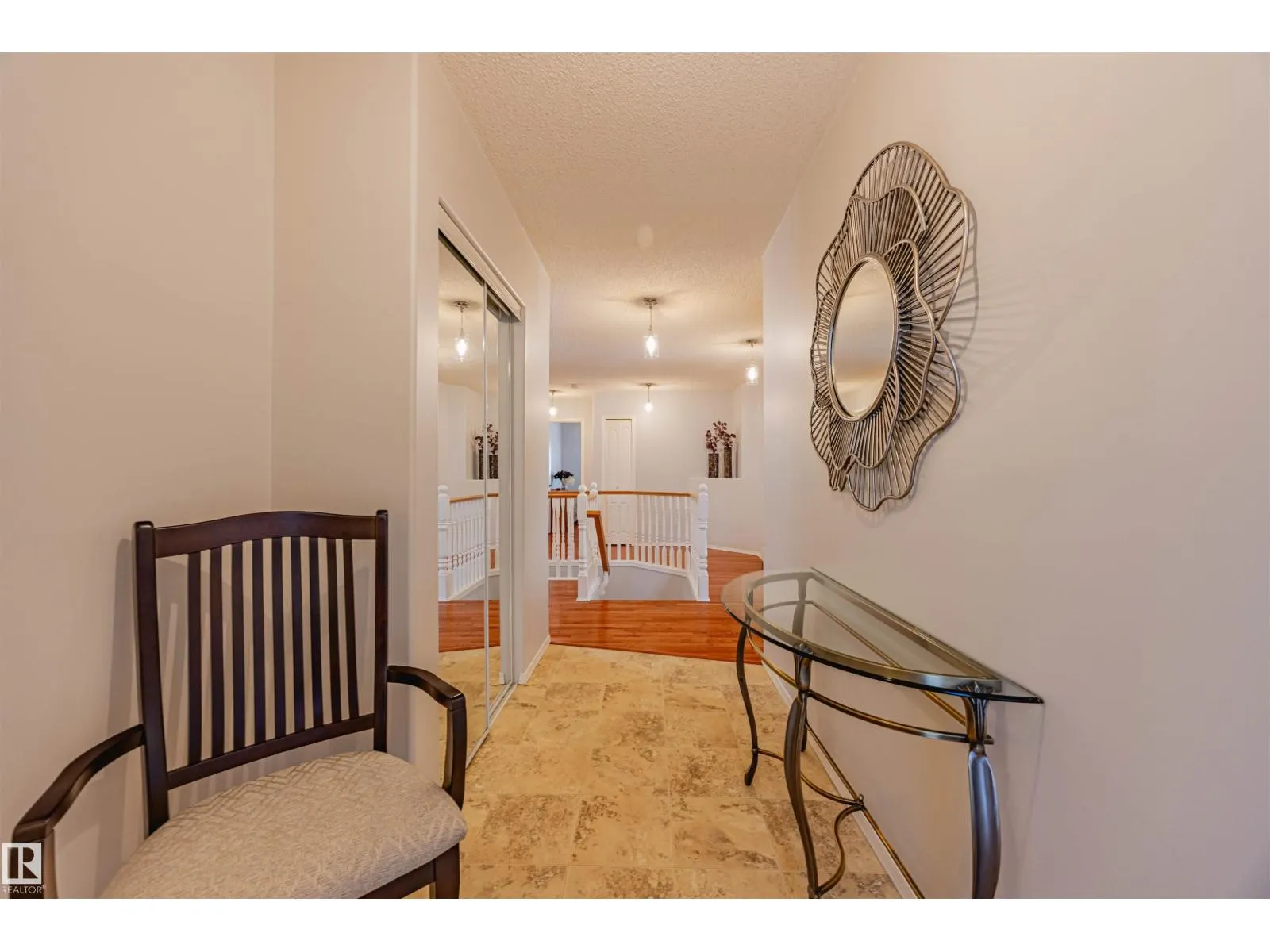 #128 215 BLACKBURN E SW