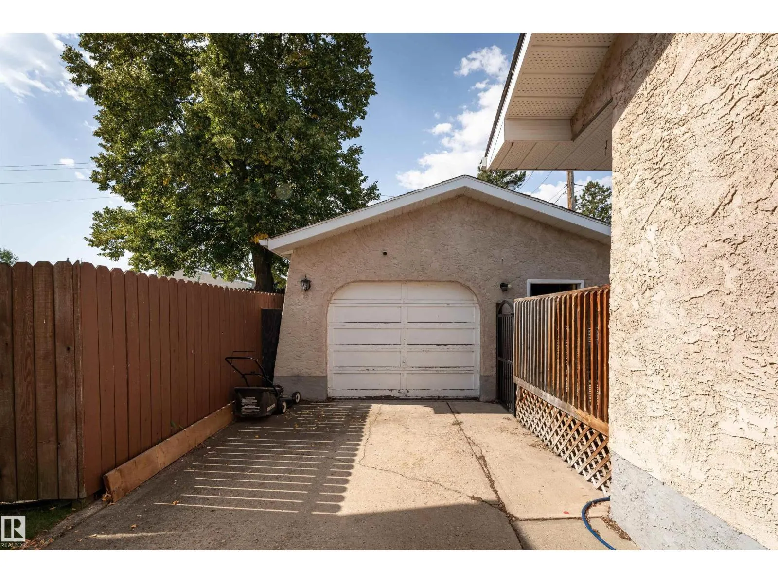 9510 79 ST