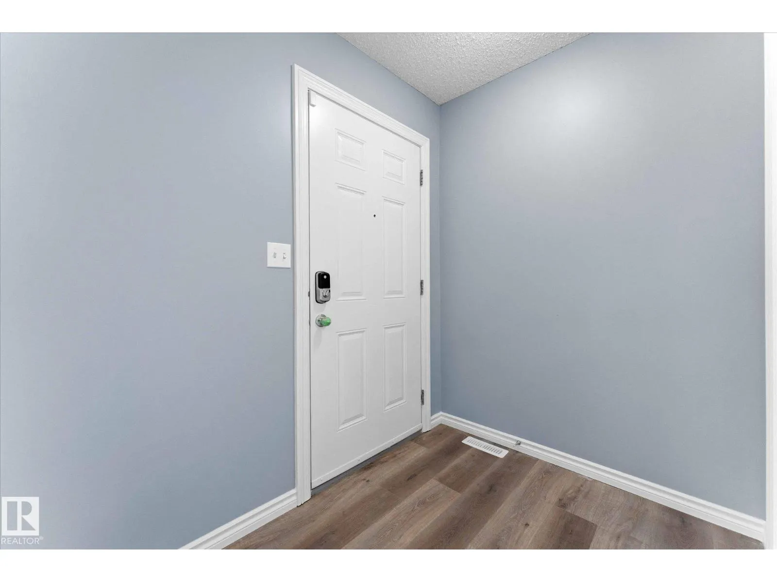 #40 1404 HERMITAGE RD NW